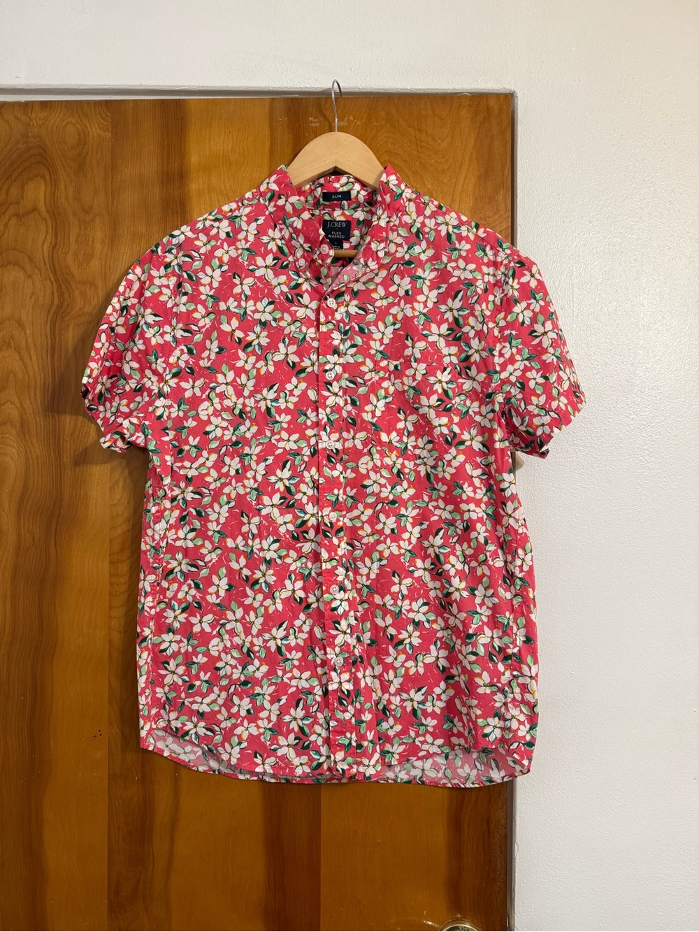 NWT Men’s J. Crew Short-Sleeve Floral Button-Up Shirt